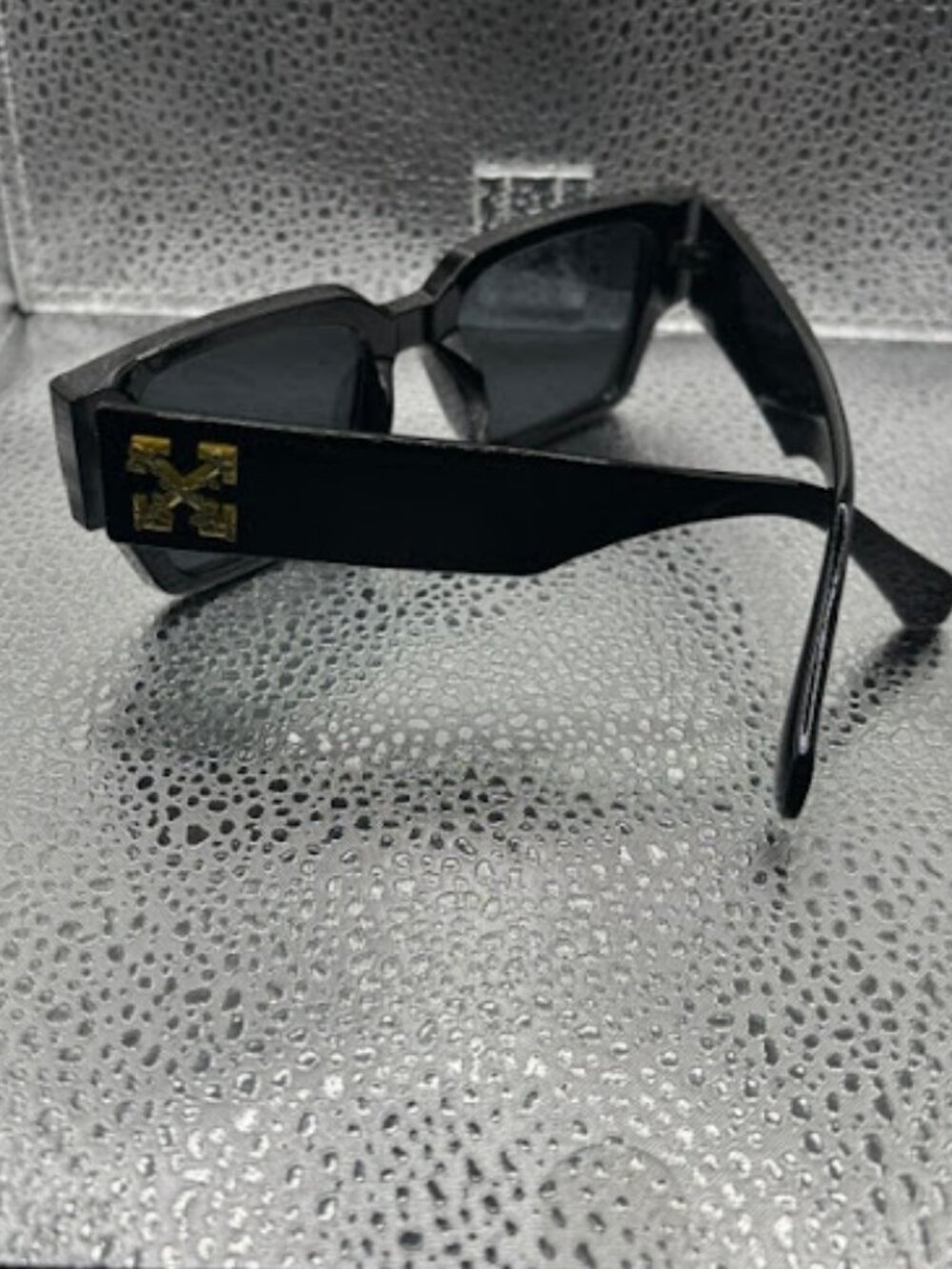 Black and Gold Sunglasses Off-White Sunglasses - Picture 2 of 5